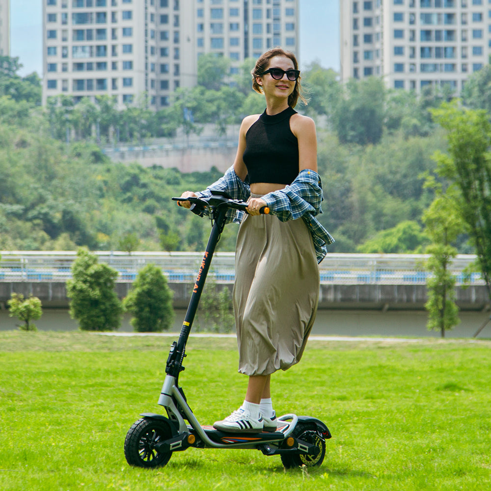 Lightweight KuKirin foldable entry‑level electric scooter for beginner riders