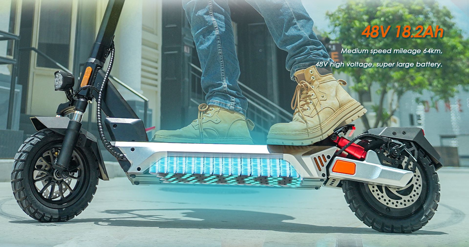 KuKirin M4 Max electric scooter side profile, cutaway view showing built‑in 48V 18.2Ah large capacity lithium battery